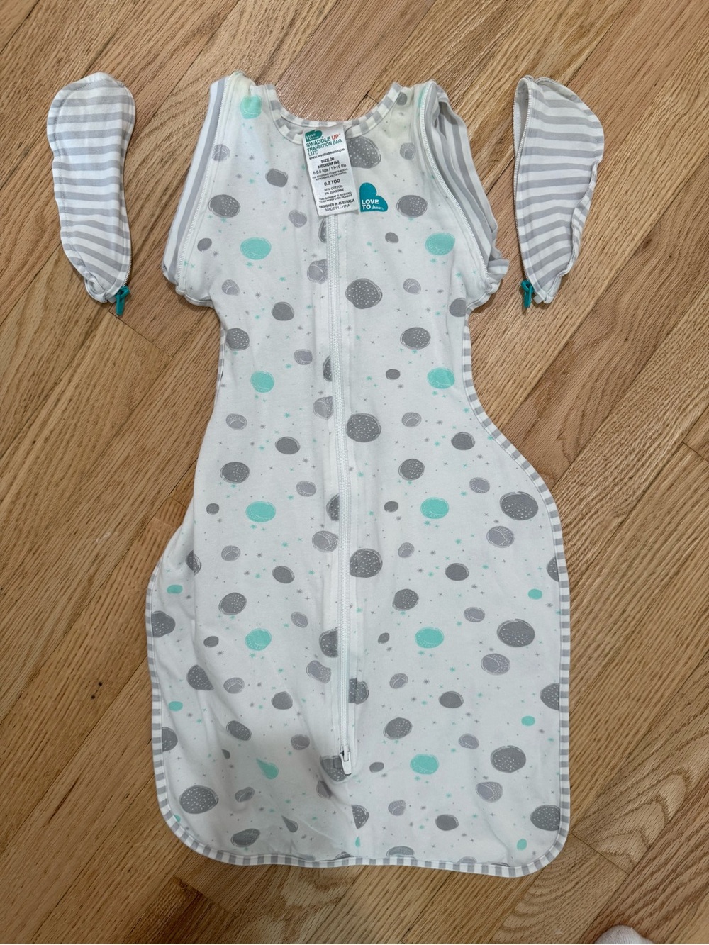 Love to dream White Swaddle Transition Lite with Gray and Teal Dot Accents - Picture 2 of 3